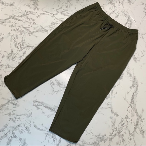 Lululemon Keep It Classic Crop 23" Dark Olive - Picture 3 of 8